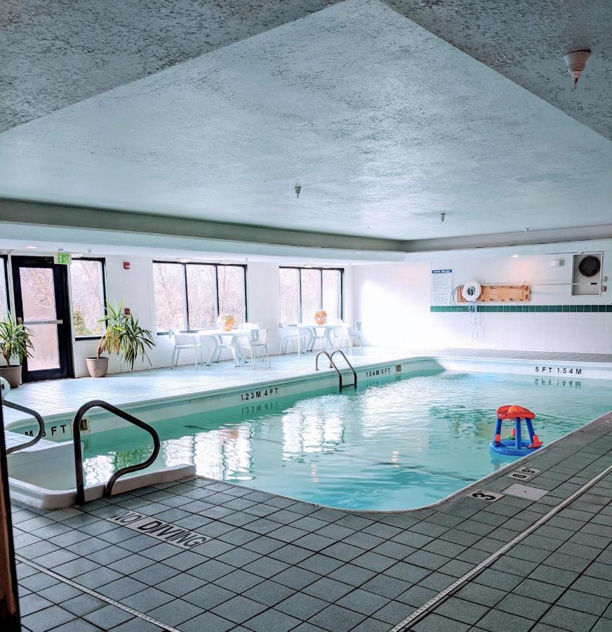 Holiday Inn Express Plymouth By Ihg Kültér fotó