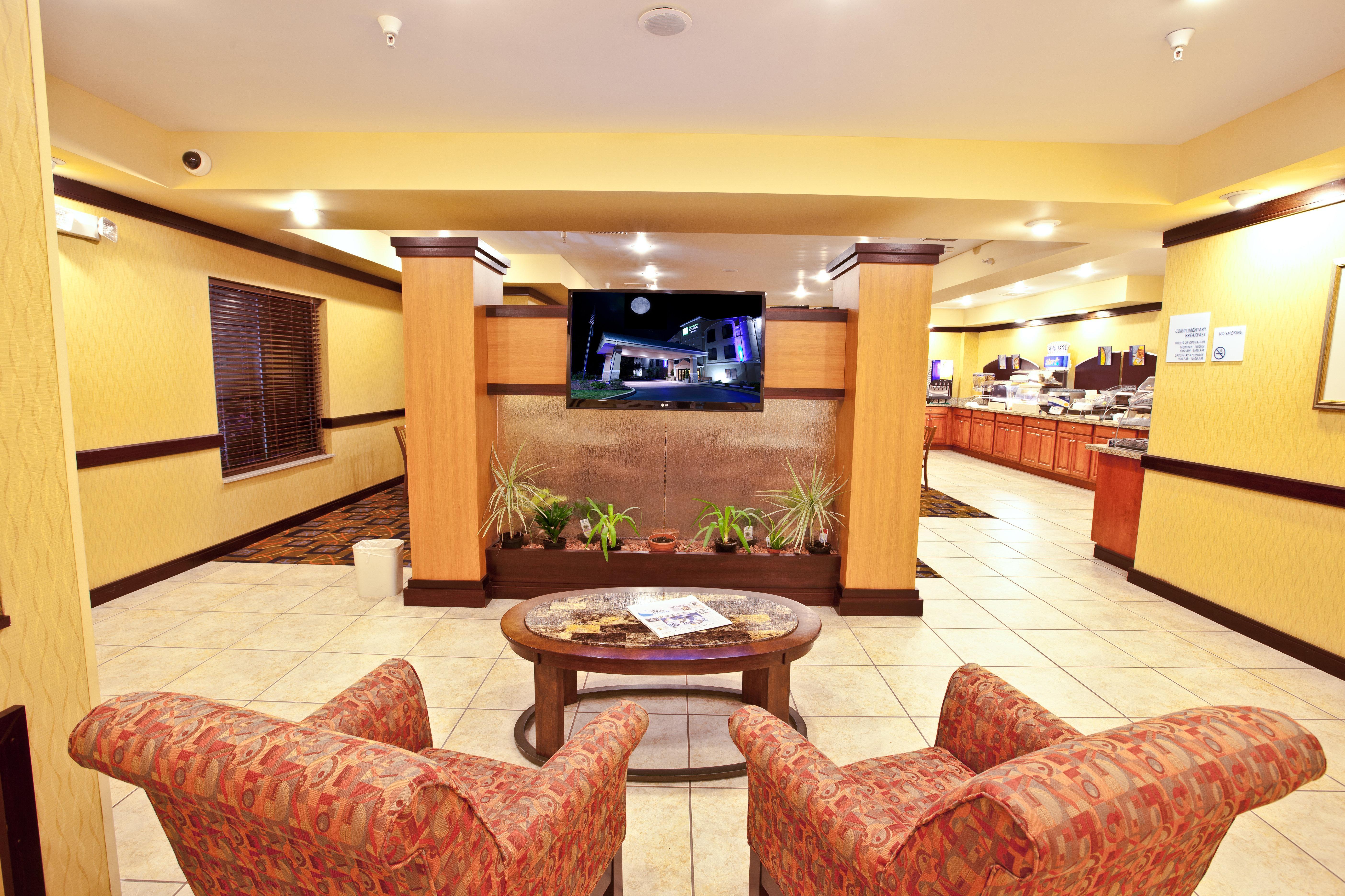 Holiday Inn Express Plymouth By Ihg Kültér fotó