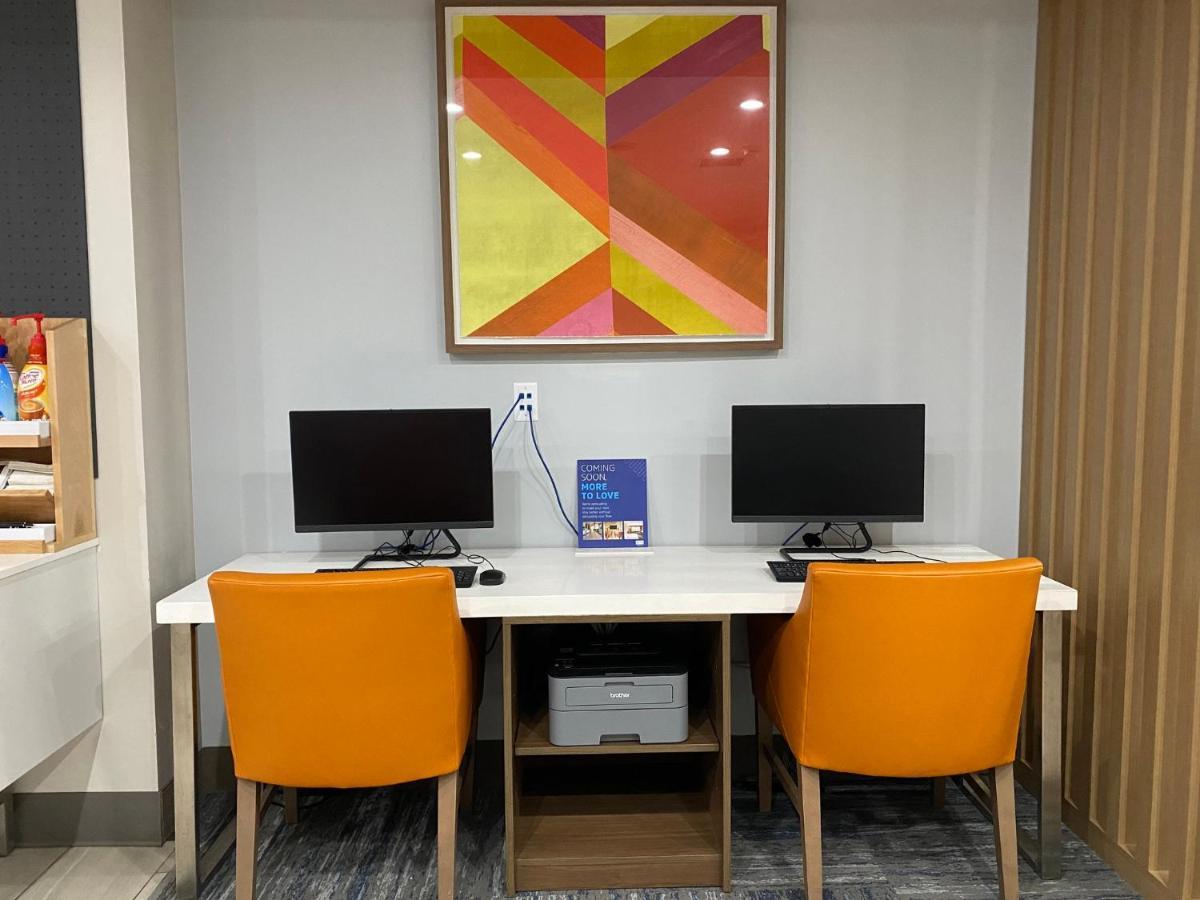 Holiday Inn Express Plymouth By Ihg Kültér fotó