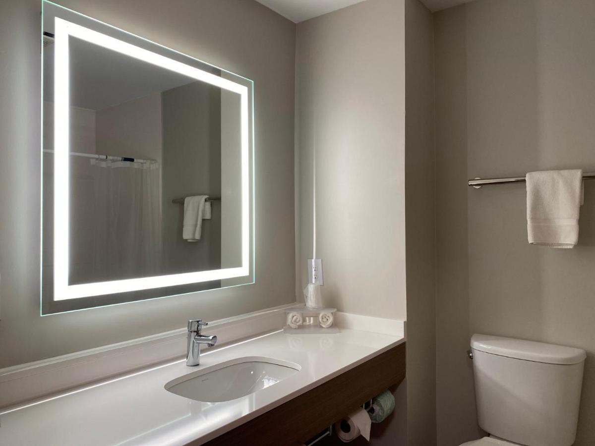 Holiday Inn Express Plymouth By Ihg Kültér fotó